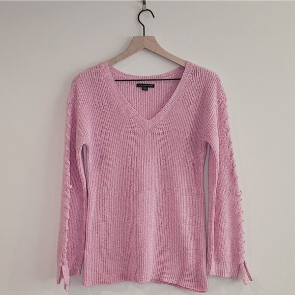 American Eagle Pink V-Neck Knit Sweater Size XS - Picture 1 of 6